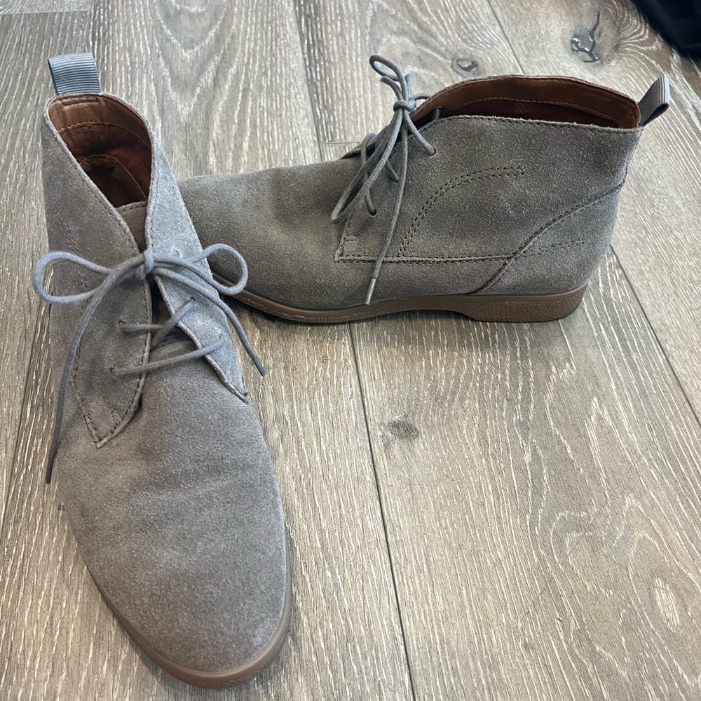 Franco Sarto - Size 8.5 Grey Suede
